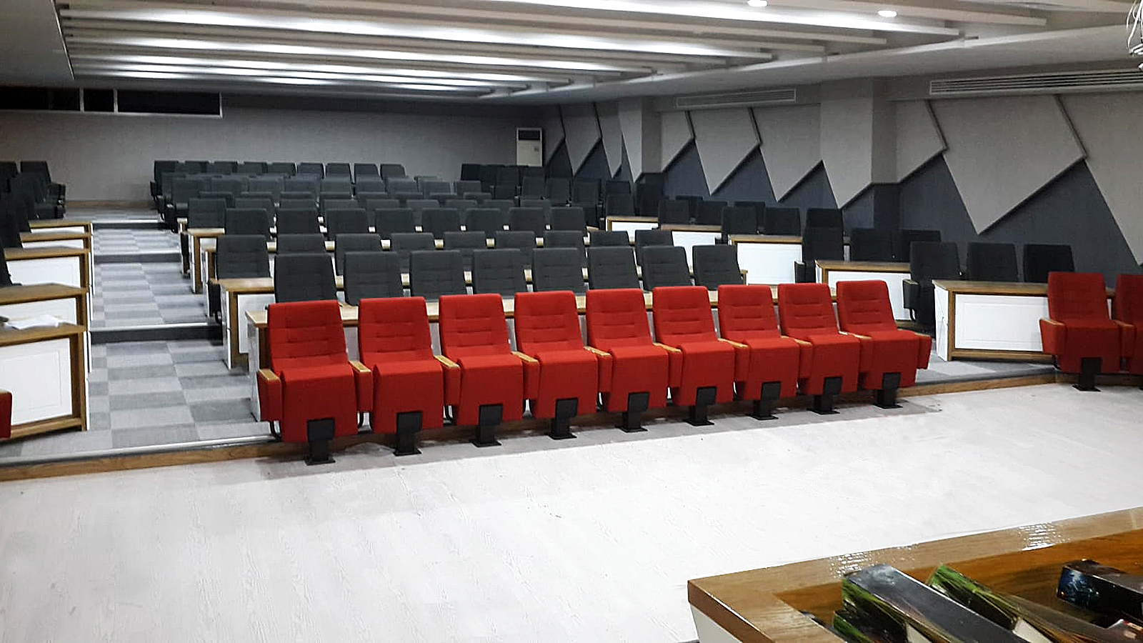 Konferans Salonları